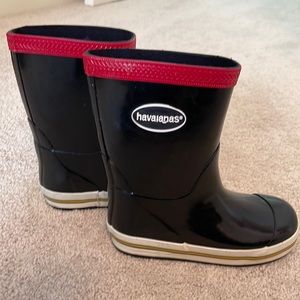 Toddler 10.5 Havainas black rain boot, new never worn